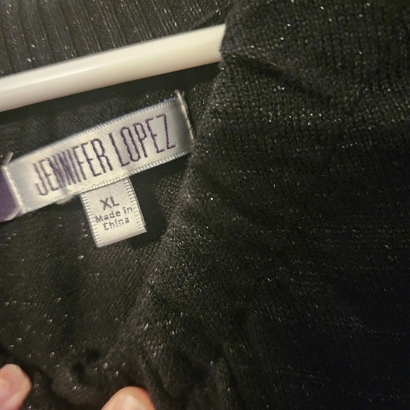 Timeless Sparkle Jennifer Lopez Shrug wuth Button accent. Like New. XL.‎ - Picture 6 of 9